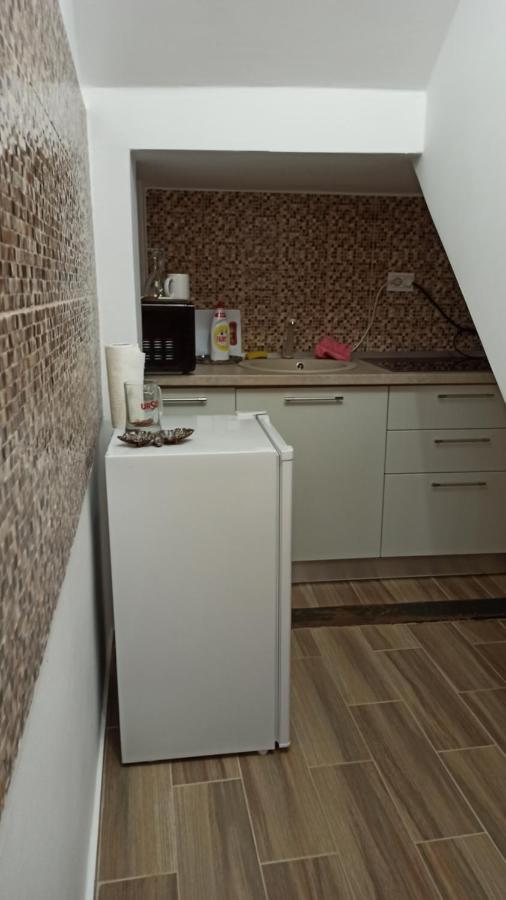 Robert'S Apartment Brasov Ngoại thất bức ảnh